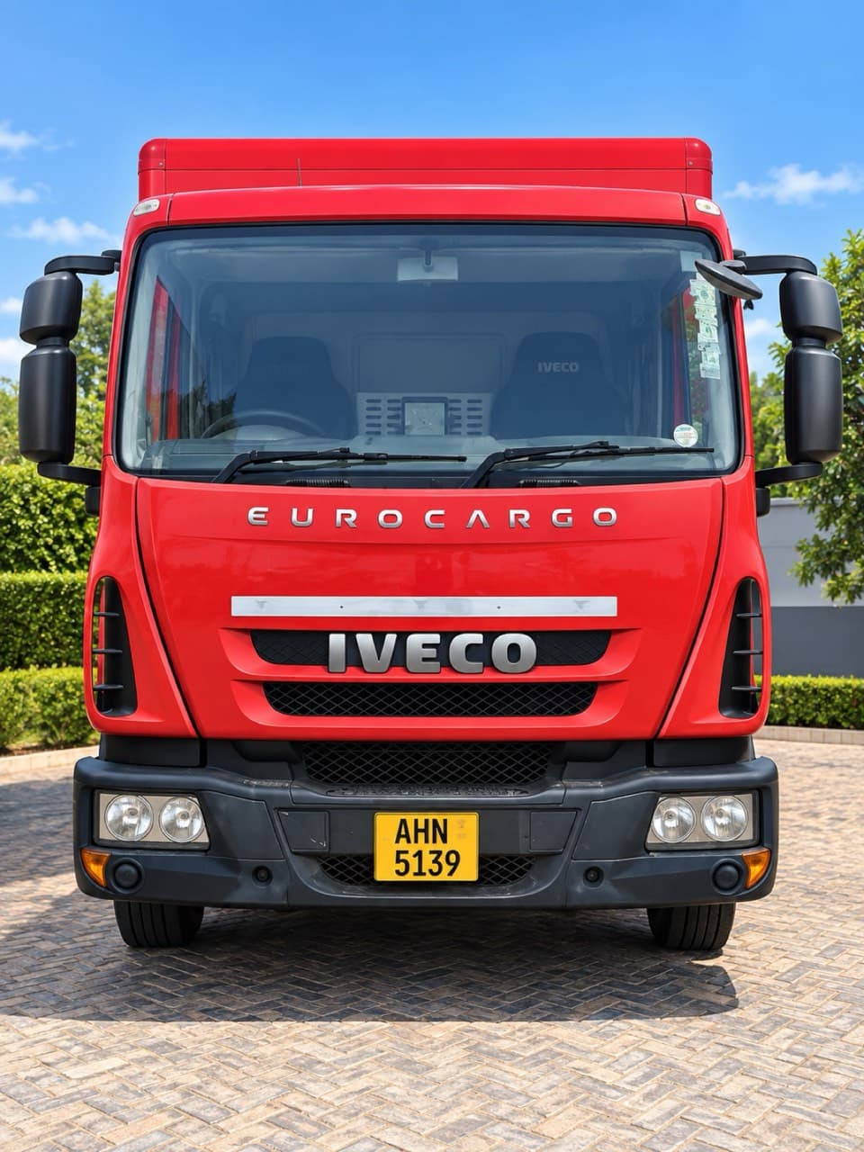 Front view of the Iveco Eurocargo